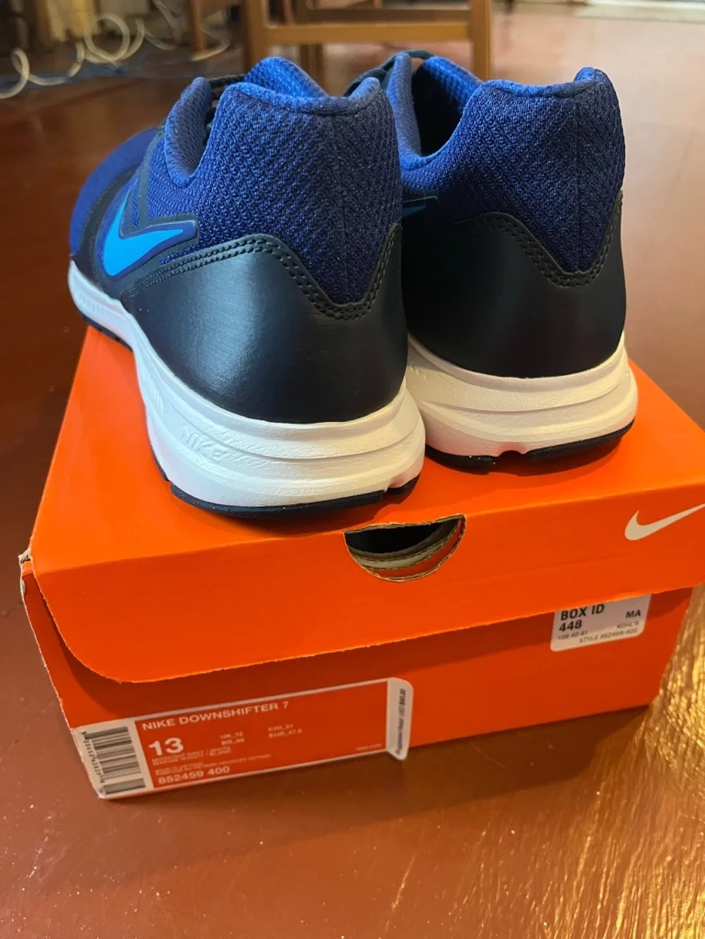 Nike Men’s Blue Sneakers. Size 13. - Picture 2 of 4